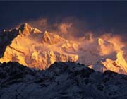 Sunrays on Kanchenjunga